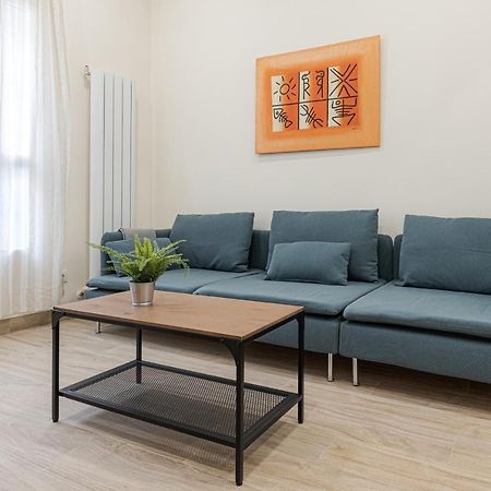 Latina XIII Apartment Мадрид Екстериор снимка