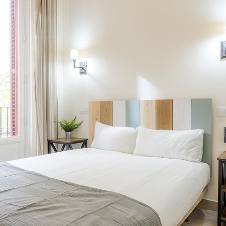 Latina XIII Apartment Мадрид Екстериор снимка