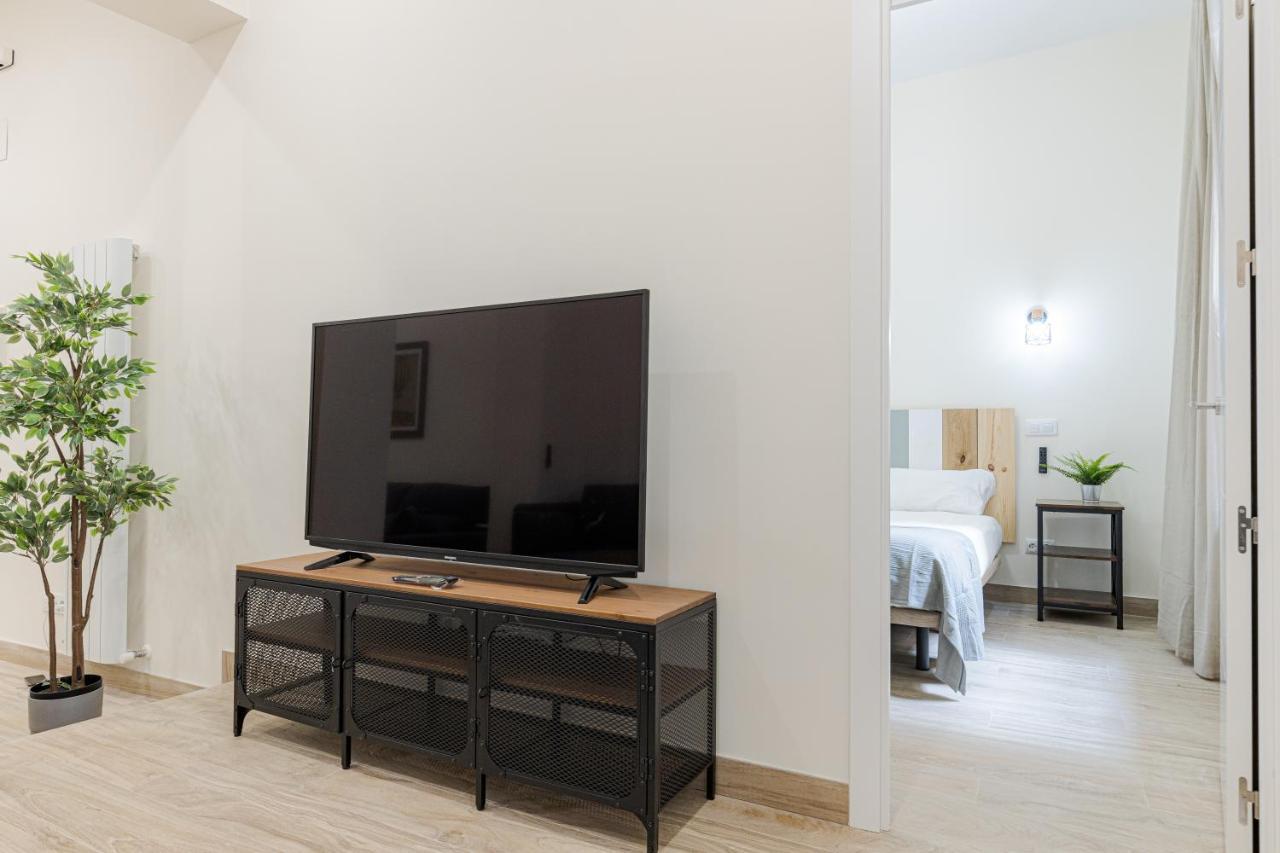 Latina XIII Apartment Мадрид Екстериор снимка