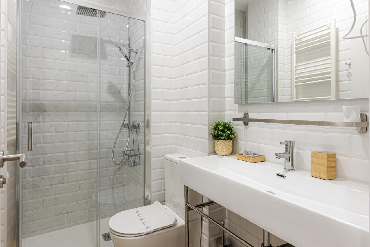 Latina XIII Apartment Мадрид Екстериор снимка