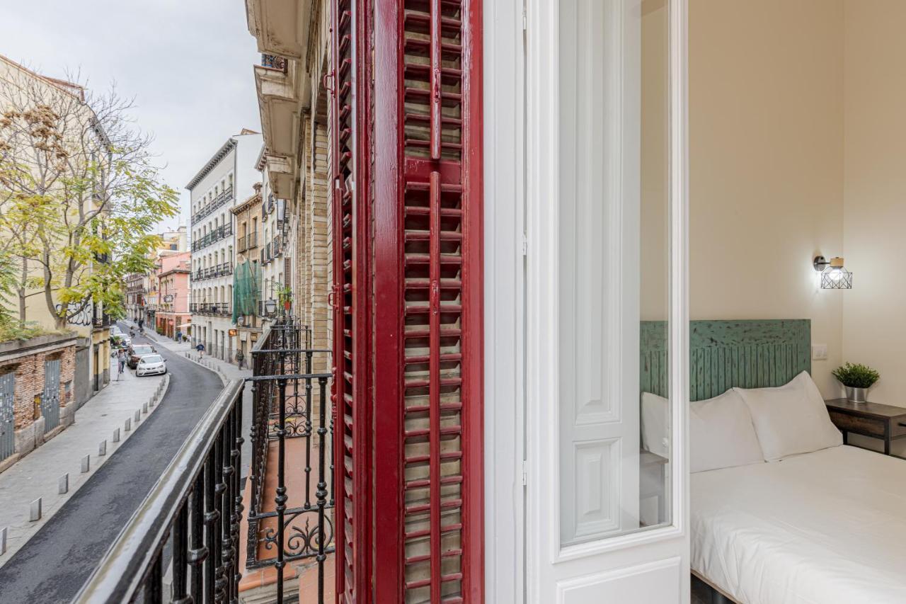 Latina XIII Apartment Мадрид Екстериор снимка