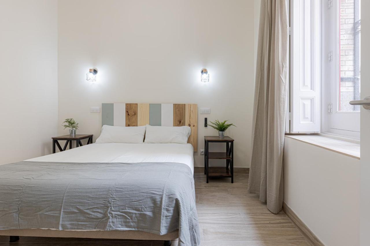 Latina XIII Apartment Мадрид Екстериор снимка